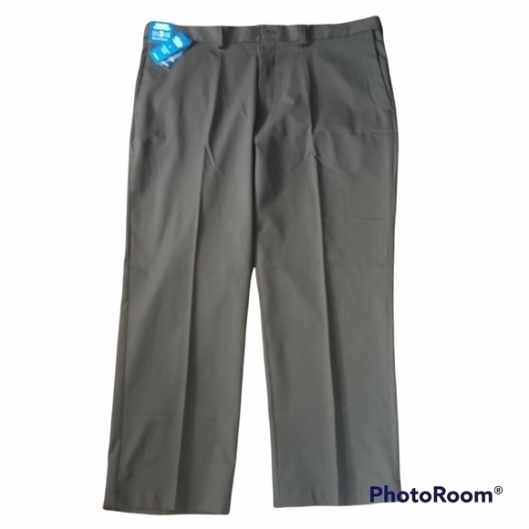 Haggar Other - Haggar Hidden Comfort Cool Right Classic Fit Pants Brown 42W x 29 L